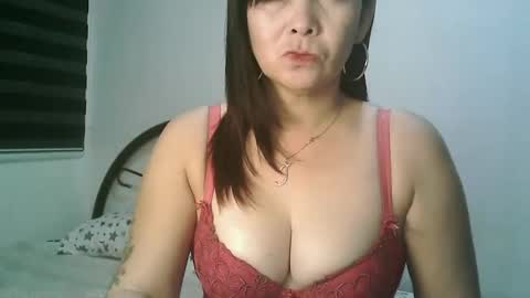 hotmamajen4u online show from April 2026 12:30:02 AM
