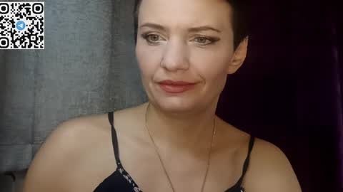 hotmamaqueen234 online show from April 2026 07:19:02 PM