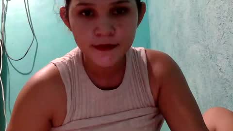 Snapshot of hotmom_1997 chatting on July 2026 02:38:01 AM hotmom_1997 online show from July 2026 02:38:01 AM