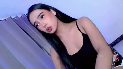 Snapshot of hotnaughty_beatrice chatting on October 2025 07:44:01 PM HOT BEATRICE online show from October 2025 07:44:01 PM