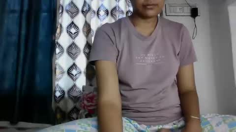 Snapshot of hotnsweetindian chatting on September 2025 06:34:01 AM lola online show from September 2025 06:34:01 AM