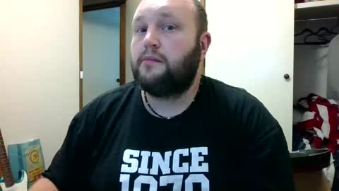 Snapshot of hotrodder323 chatting on January 2025 05:16:02 AM hotrodder323 online show from January 2025 05:16:02 AM