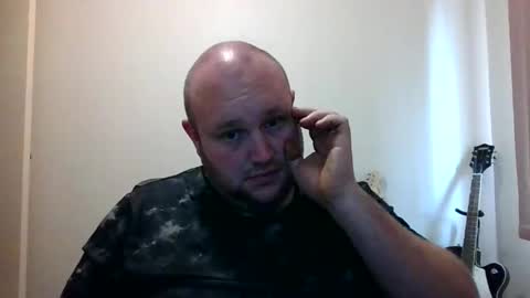 Snapshot of hotrodder323 chatting on January 2025 12:22:02 AM hotrodder323 online show from January 2025 12:22:02 AM