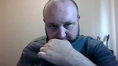 Snapshot of hotrodder323 chatting on February 2025 10:19:01 PM hotrodder323 online show from February 2025 10:19:01 PM