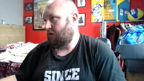 Snapshot of hotrodder323 chatting on October 2025 03:27:01 AM hotrodder323 online show from October 2025 03:27:01 AM