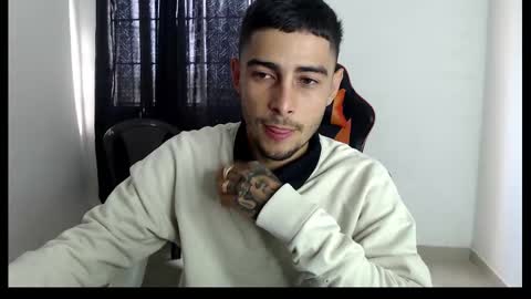 Snapshot of hotsteel420 chatting on March 2025 01:46:01 PM hotsteel420 online show from March 2025 01:46:01 PM