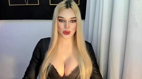 Snapshot of hotstellacumxxx chatting on November 2025 11:40:02 AM STELLA online show from November 2025 11:40:02 AM