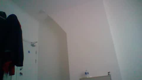 Snapshot of hotsurfdude1992 chatting on October 2025 04:17:02 PM hotsurfdude1992 online show from October 2025 04:17:02 PM