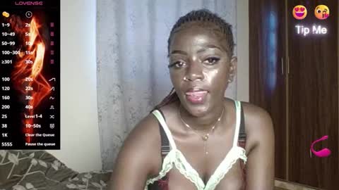 Amalia online show from November 2025 01:43:01 PM