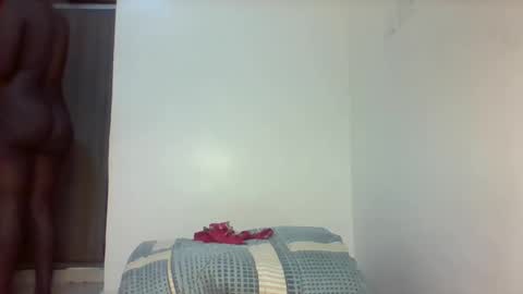 Amalia online show from November 2025 01:11:01 PM