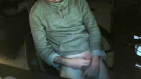 Snapshot of hottattoo91 chatting on November 2025 05:53:01 AM hottattoo91 online show from November 2025 05:53:01 AM