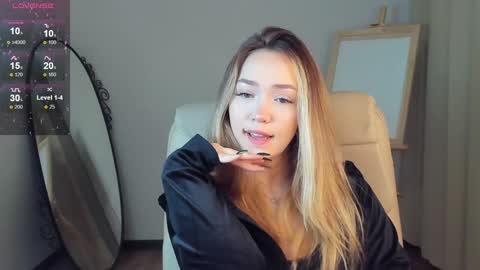 Snapshot of hottease_pvt chatting on January 2025 08:24:01 AM hello Im Eva online show from January 2025 08:24:01 AM