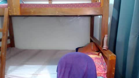 hottest_jielay online show from April 2026 05:54:02 PM