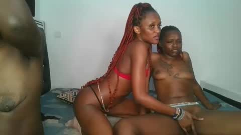 Snapshot of hottie_chyna chatting on December 2025 08:57:01 PM hottie_chyna online show from December 2025 08:57:01 PM