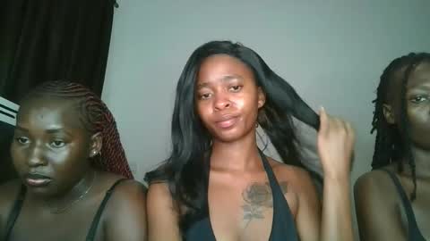 hottie_mistie online show from April 2026 09:15:01 PM