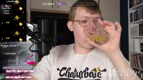 Snapshot of hottiebb95 chatting on January 2025 05:35:01 AM Roberts stones online show from January 2025 05:35:01 AM