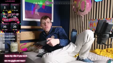 Snapshot of hottiebb95 chatting on February 2025 03:54:01 AM Roberts stones online show from February 2025 03:54:01 AM