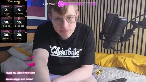 Snapshot of hottiebb95 chatting on February 2025 12:55:01 PM Roberts stones online show from February 2025 12:55:01 PM