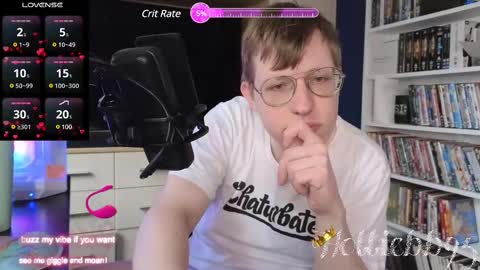 Snapshot of hottiebb95 chatting on February 2025 12:34:01 PM Roberts stones online show from February 2025 12:34:01 PM