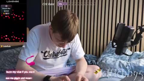 Snapshot of hottiebb95 chatting on February 2025 03:37:02 PM Roberts stones online show from February 2025 03:37:02 PM