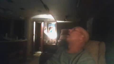 hottoddy1010 online show from April 2026 06:02:01 AM