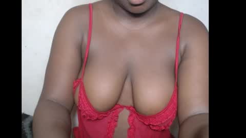 Snapshot of hottylissa1 chatting on November 2025 08:02:02 PM hottylissa1 online show from November 2025 08:02:02 PM