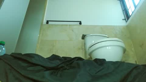 Snapshot of hottymilf69xxx chatting on October 2025 03:30:02 PM Mary online show from October 2025 03:30:02 PM