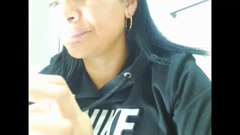 Snapshot of hottymilf69xxx chatting on November 2025 09:26:01 PM Mary online show from November 2025 09:26:01 PM