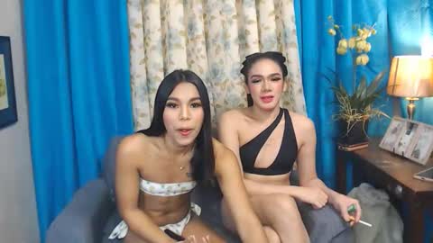 Pretty Maxine online show from October 2025 02:13:01 PM