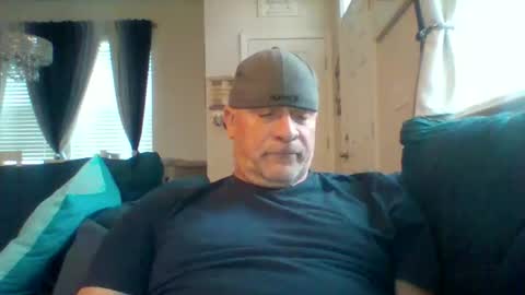 Snapshot of hotyummycock69 chatting on January 2026 03:27:01 PM hotyummycock69 online show from January 2026 03:27:01 PM