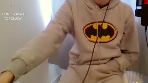 Snapshot of houdenni chatting on February 2025 01:29:01 PM twinkie online show from February 2025 01:29:01 PM