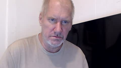 Snapshot of houseflipper chatting on July 2026 03:37:02 AM houseflipper online show from July 2026 03:37:02 AM