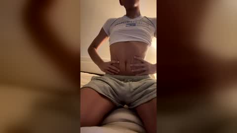 Snapshot of houstonlovee chatting on June 2026 01:07:02 AM houstonlovee online show from June 2026 01:07:02 AM