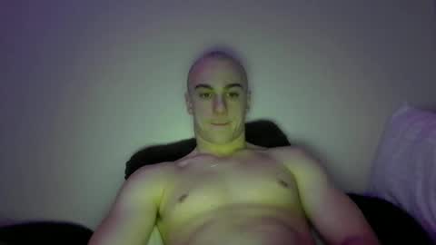 Snapshot of hshg123 chatting on December 2025 04:39:01 AM hshg123 online show from December 2025 04:39:01 AM