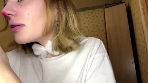 hsiuscherich online show from December 2025 10:09:01 AM