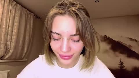 hsiuscherich online show from December 2025 03:19:01 PM