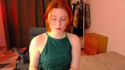 Snapshot of hua_lian chatting on February 2025 01:02:01 AM Alice online show from February 2025 01:02:01 AM