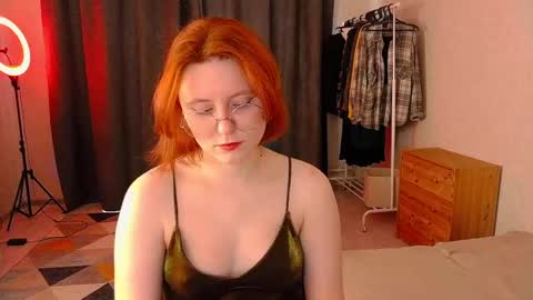 Snapshot of hua_lian chatting on February 2025 07:59:02 AM Alice online show from February 2025 07:59:02 AM