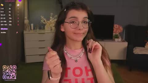 Diane online show from November 2025 07:12:01 PM