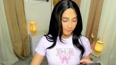 Snapshot of hugeasiancockandrea chatting on November 2025 07:42:02 AM drea online show from November 2025 07:42:02 AM