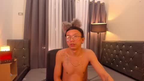 Snapshot of hugecock_pretty714250 chatting on November 2025 12:58:01 AM hugecock_pretty714250 online show from November 2025 12:58:01 AM