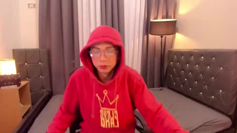 Snapshot of hugecock_pretty714250 chatting on December 2025 05:56:02 AM hugecock_pretty714250 online show from December 2025 05:56:02 AM