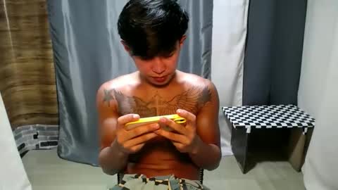 hugecockchristian online show from December 2025 12:32:01 PM