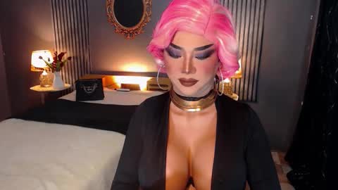 Snapshot of hugecockchristine chatting on October 2025 02:50:02 AM Christine online show from October 2025 02:50:02 AM