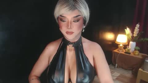 Snapshot of hugecockchristine chatting on May 2026 01:49:02 PM Christine online show from May 2026 01:49:02 PM