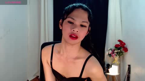 Snapshot of hugecockkeighlah chatting on December 2025 08:12:01 AM hugecockkeighlah online show from December 2025 08:12:01 AM