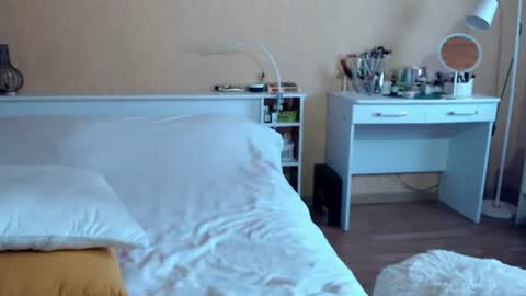 Snapshot of hugetittiesgerda chatting on June 2026 10:10:01 AM Gerda online show from June 2026 10:10:01 AM