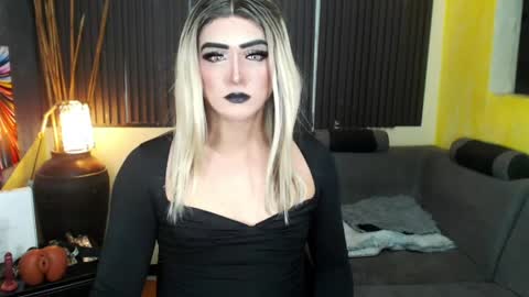 MsLovely online show from April 2026 09:50:02 PM