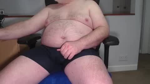 Snapshot of huggie_bear69 chatting on February 2025 07:44:02 AM Huggie Bear online show from February 2025 07:44:02 AM