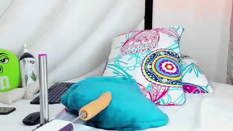 Snapshot of hugo_cooper chatting on December 2024 09:28:02 AM HUGO online show from December 2024 09:28:02 AM